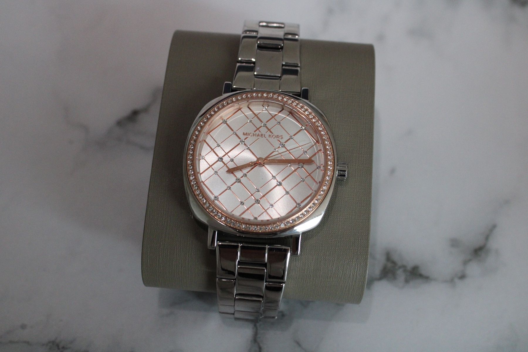 Michael Kors Orologi: Montre Mickael Kors – Usato da Essertines-Rolle venduto da Nono_1802