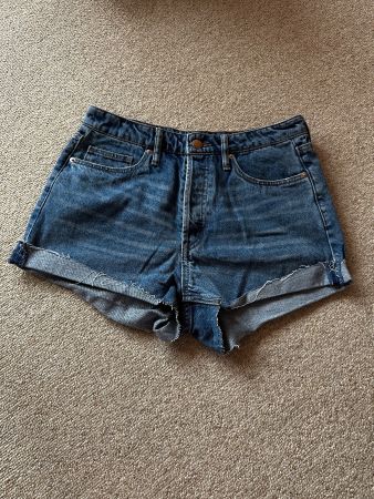 Shorts aus Jeans / Jeansshorts Grösse 38 von H&M