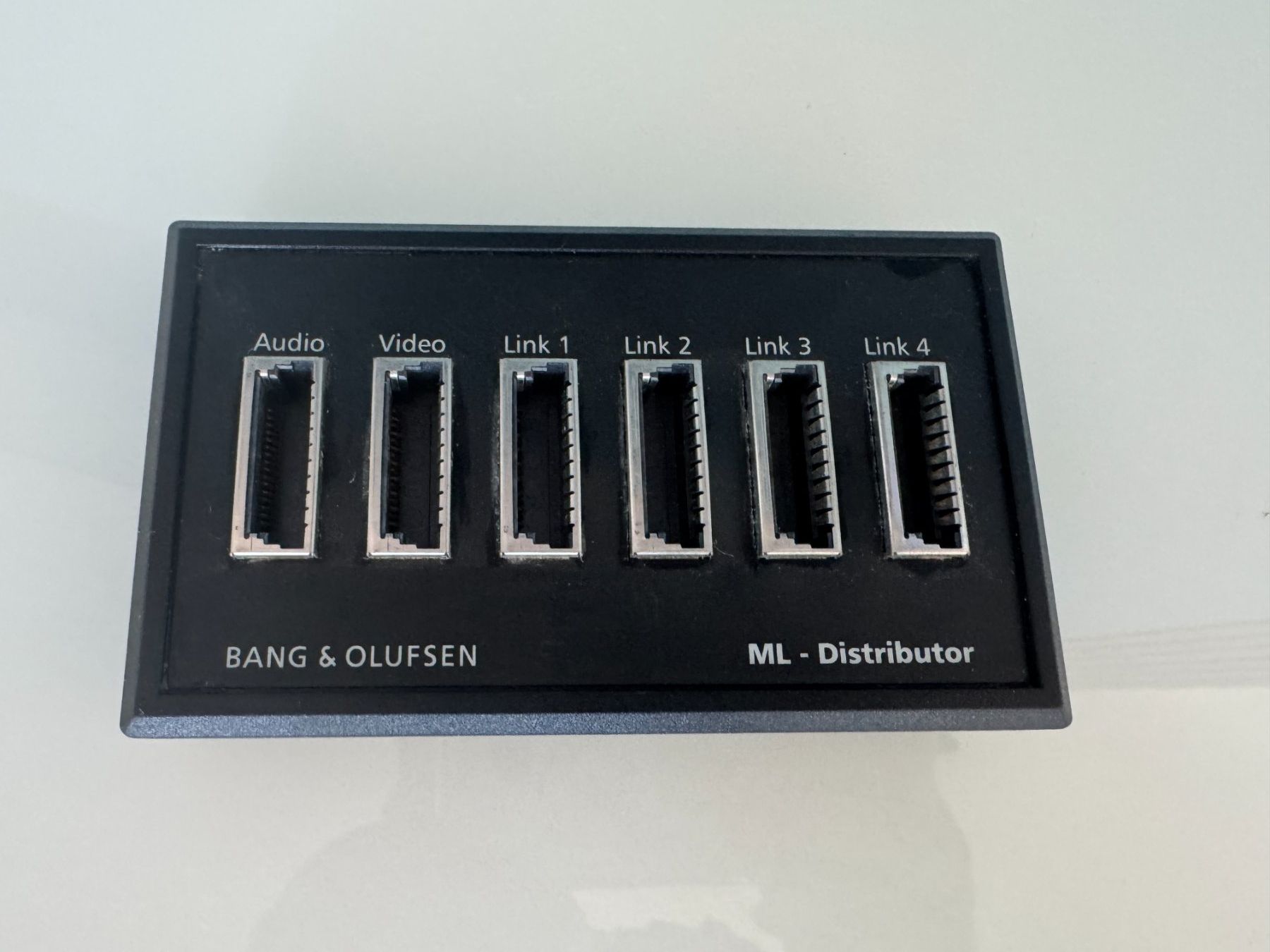 Bang & Olufsen Unità & Adattatore: Bang & Olufsen B&O Masterlink Distributor – Usato da Affoltern am Albis venduto da Rabbi002