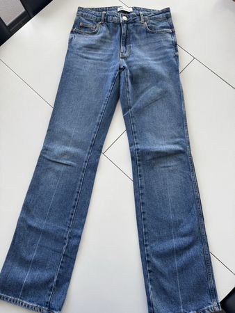 Zara Jeans, Gr. 36, Top Zustand