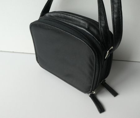 Kombitäschchen Umhängtasche schwarz Leder Portemonnaie