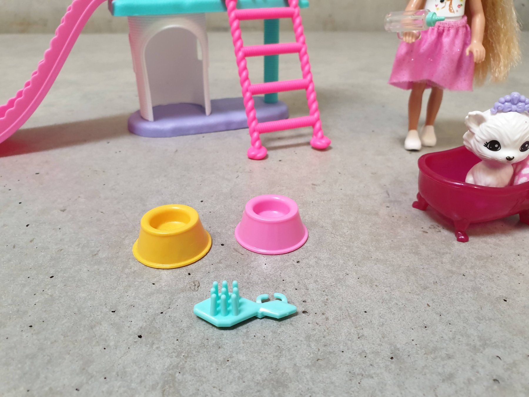 Bambole: Set Barbie "Chelsea, Soin des animaux" – Usato da Fribourg venduto da fripons 4