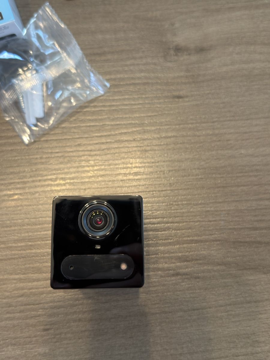 Ezviz Systèmes d'alarme: EZVIZ smart home batterie caméra – Neuf (Voir description) à Fey par trips.68 3