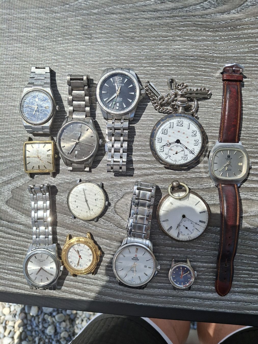 Montres: Uhrenlot 12,Stk. Ab1.- Chf. – Défectueux à Reiden par Flomy-72