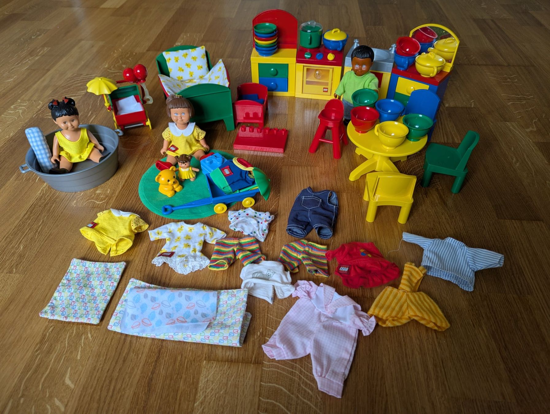 Lego Giocattoli: Lego Duplo Explore Dolls/ Grosse Puppen 2 – Usato da Ormalingen venduto da marithias23