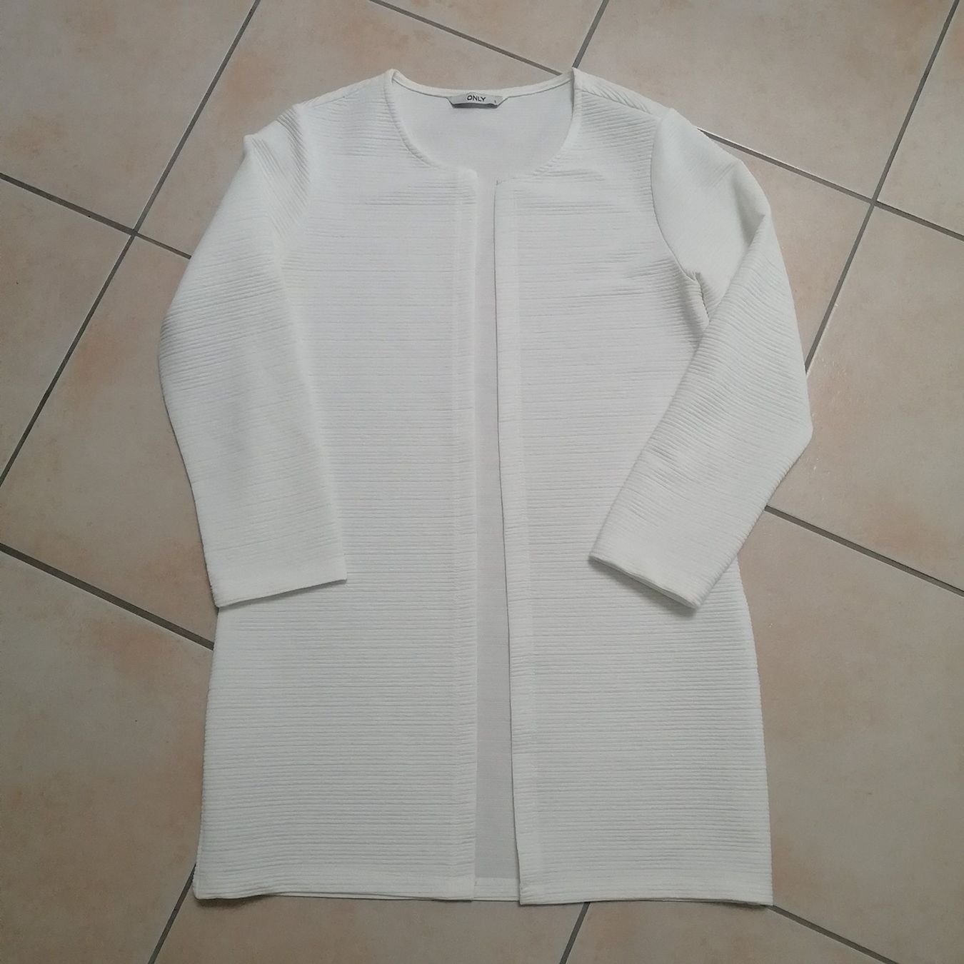 Only Vestes: Cardigan Gr. S "ONLY" – D'occasion à Henau par AXAA 2