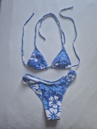 Sommer Bikini Set, blau-weiss mit Blumen, Gr. XS