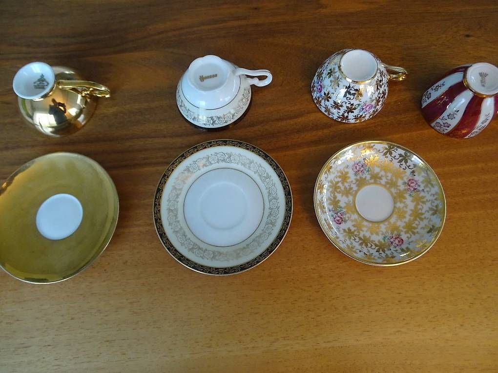 Set di piatti: Mokkatassen / Espressotassen – Usato da Schwyz venduto da schwyzch 2