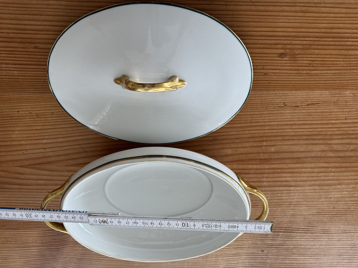 Schalen: Edle Servierschüssel /Terrine mit Deckel, Golddekor – Gebraucht aus Lanzenhäusern von Galaa 2