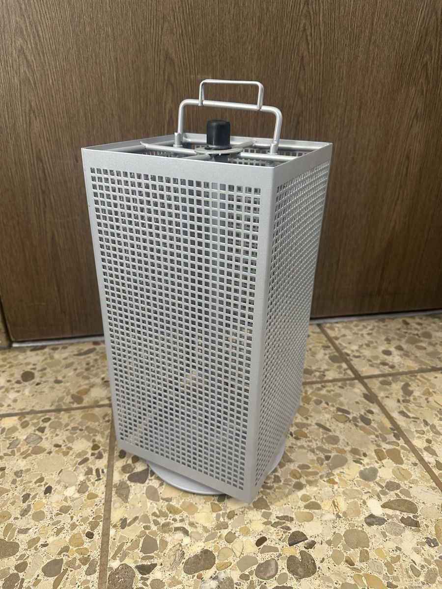 Altro in Decorazioni & Accessori: Drehbarer Metallständer 45 cm – Usato da Reiden venduto da Party71