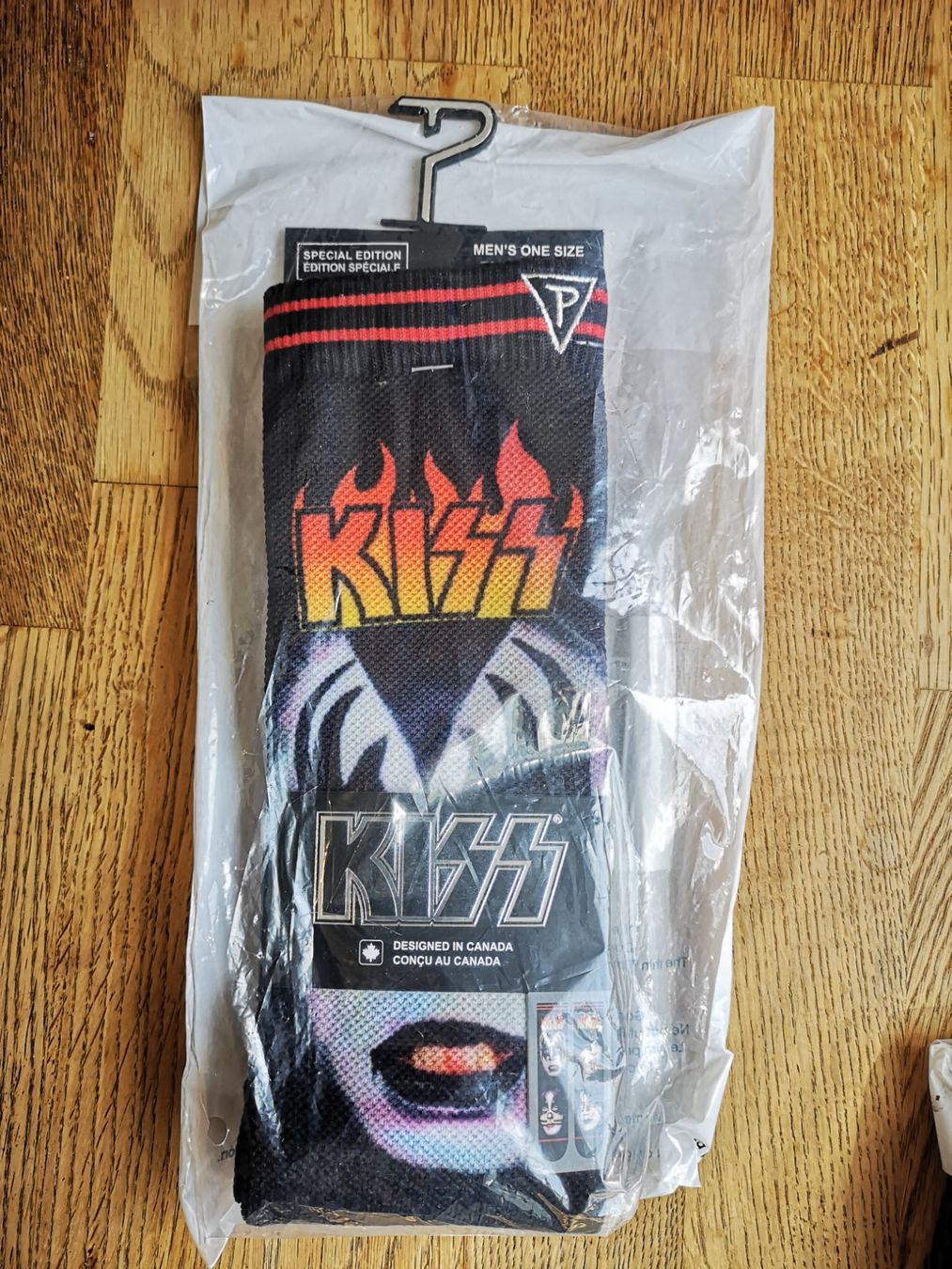 Socken: Kiss Socken, Mütze – Neu und originalverpackt aus Widnau von Steelworld