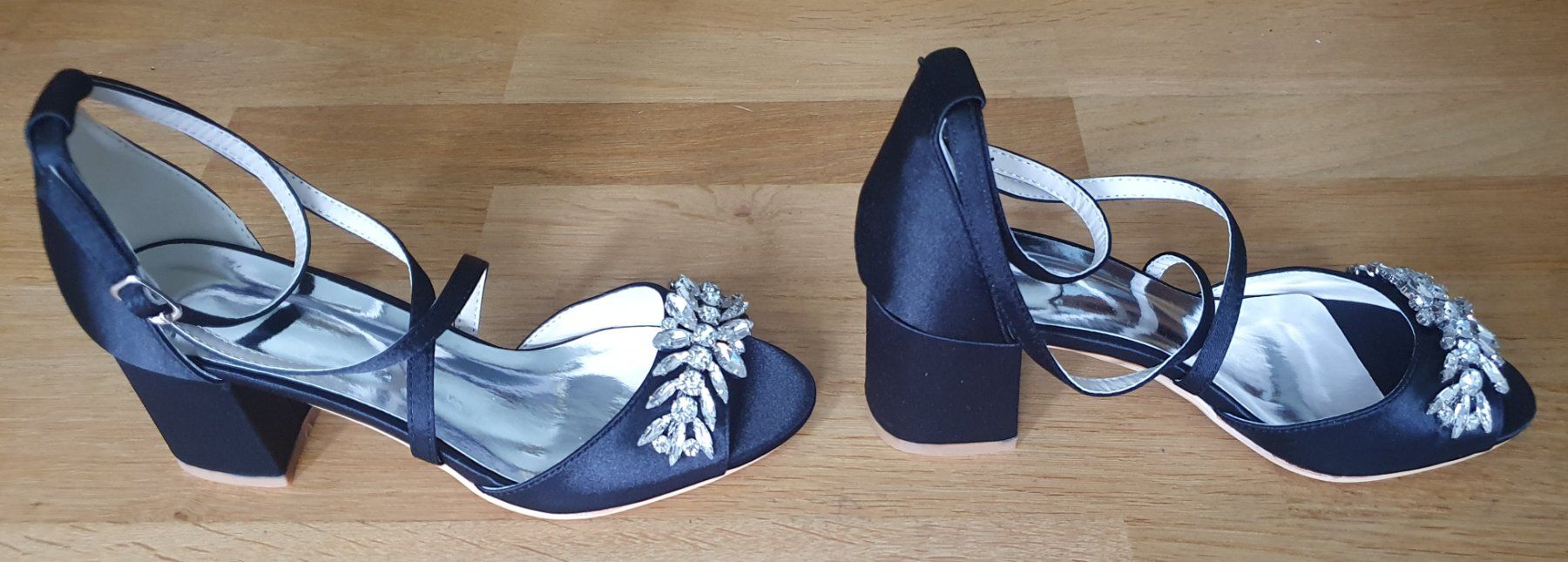 Scarpe da donna: Sandales - Taille 36 -  Neuves – Usato da Court venduto da Jovi2 2