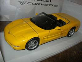 Chevrolet Corvette C5 Convertible 2000 Millenium ° UT 1:18