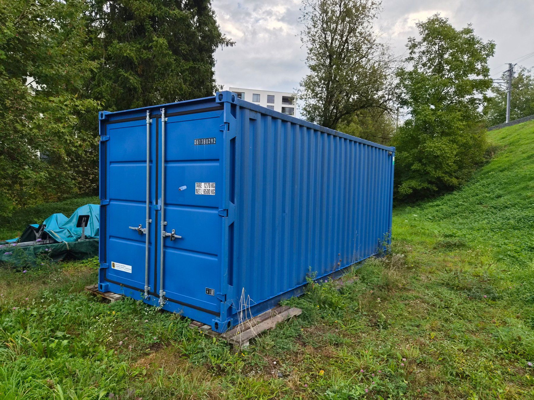 Autres articles bureau & commerces: Schiffscontainer 20 Fuss – D'occasion à Dürnten par jungfarmer10