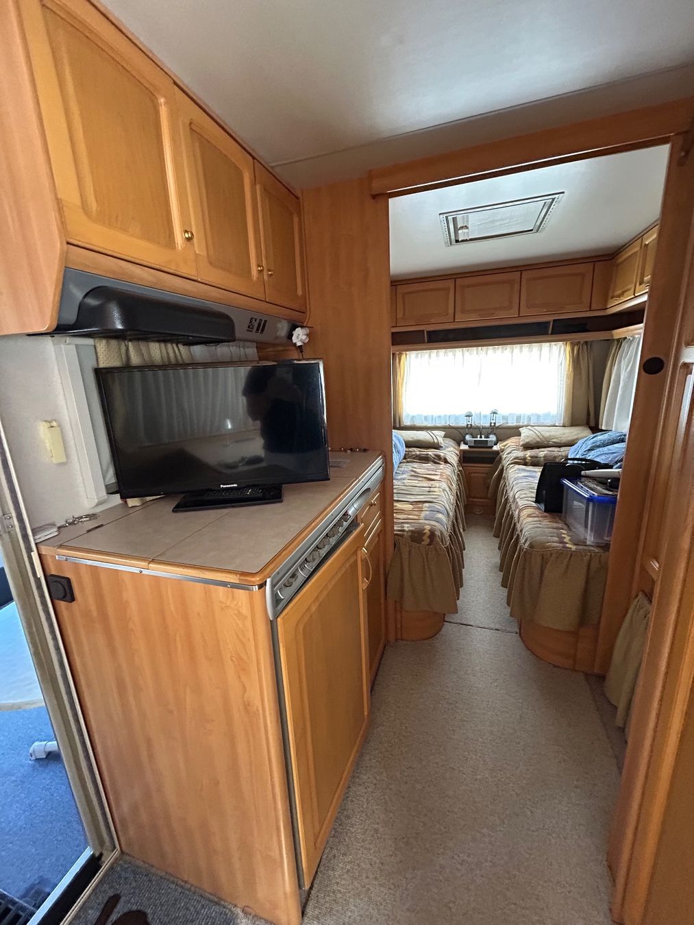 Knaus Veicoli da campeggio: Gepflegter Wohnwagen Knaus Azur – Usato da Obernau venduto da dou_tqy8 3
