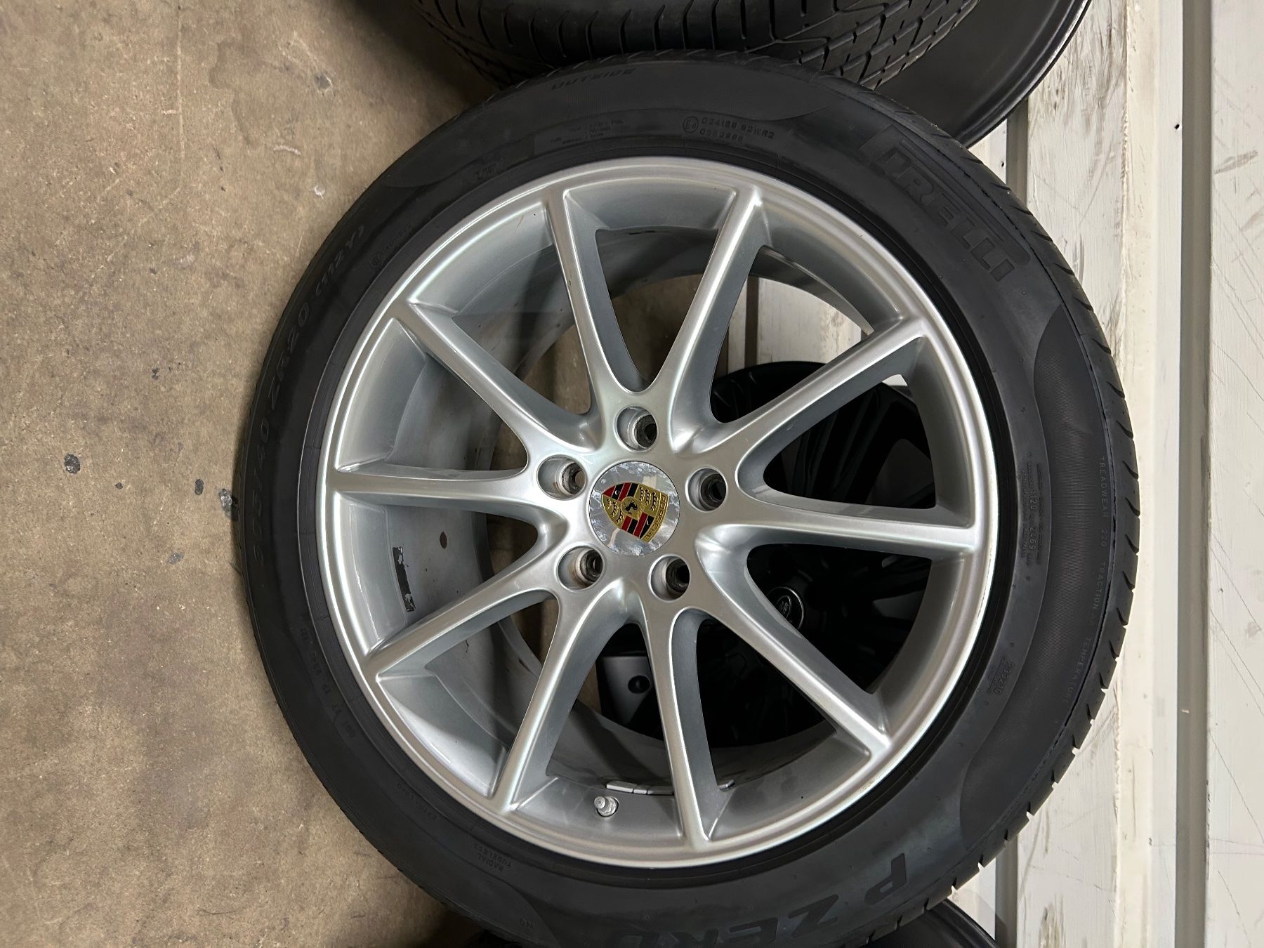 Porsche Pneumatici & Ruote complete: Porsche Cayenne Alufelgen – Usato da freienbach venduto da gatuzo 8