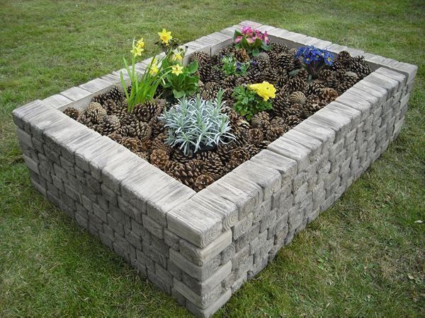 Figuren: Beton Bau-Stein mit Holzimitation – Neu (gemäss Beschreibung) aus Herbetswil von AHA-Garten 5