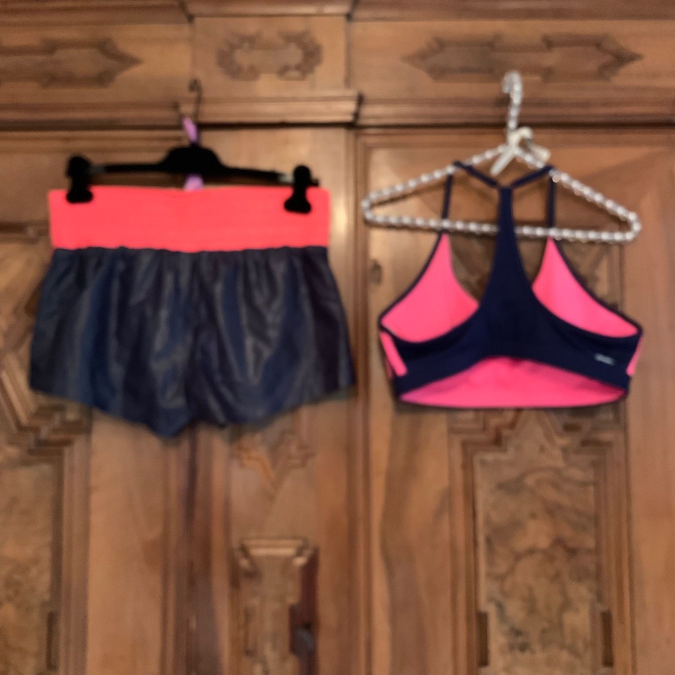 Adidas Lots de vêtements: ADIDAS kurze Shorts NEW – Neuf (Voir description) à Interlaken par Bona55 2