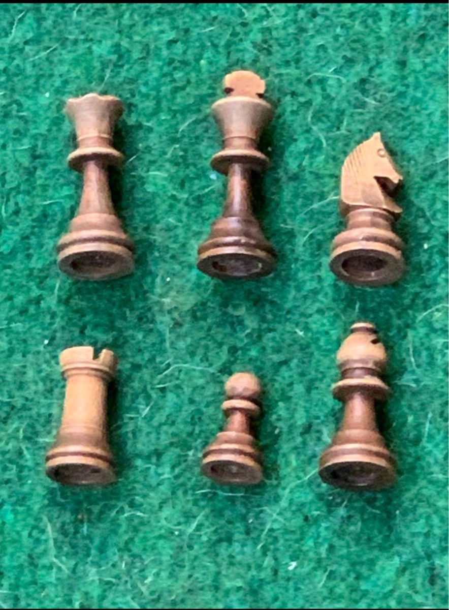 Giochi: „SCHACH“ - Figuren  – Usato da Wangen b. Olten venduto da Finolino28 3