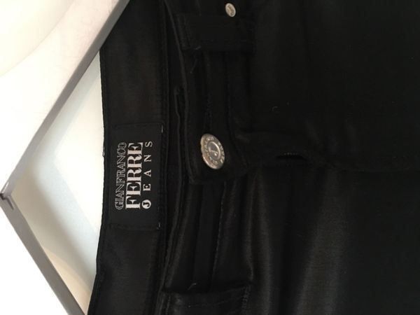 Pantalons: GIANFRANCO FERRE HOSE-SCHWARZ-GR.36-TOP – D'occasion à Baar par hasenfrau15 2