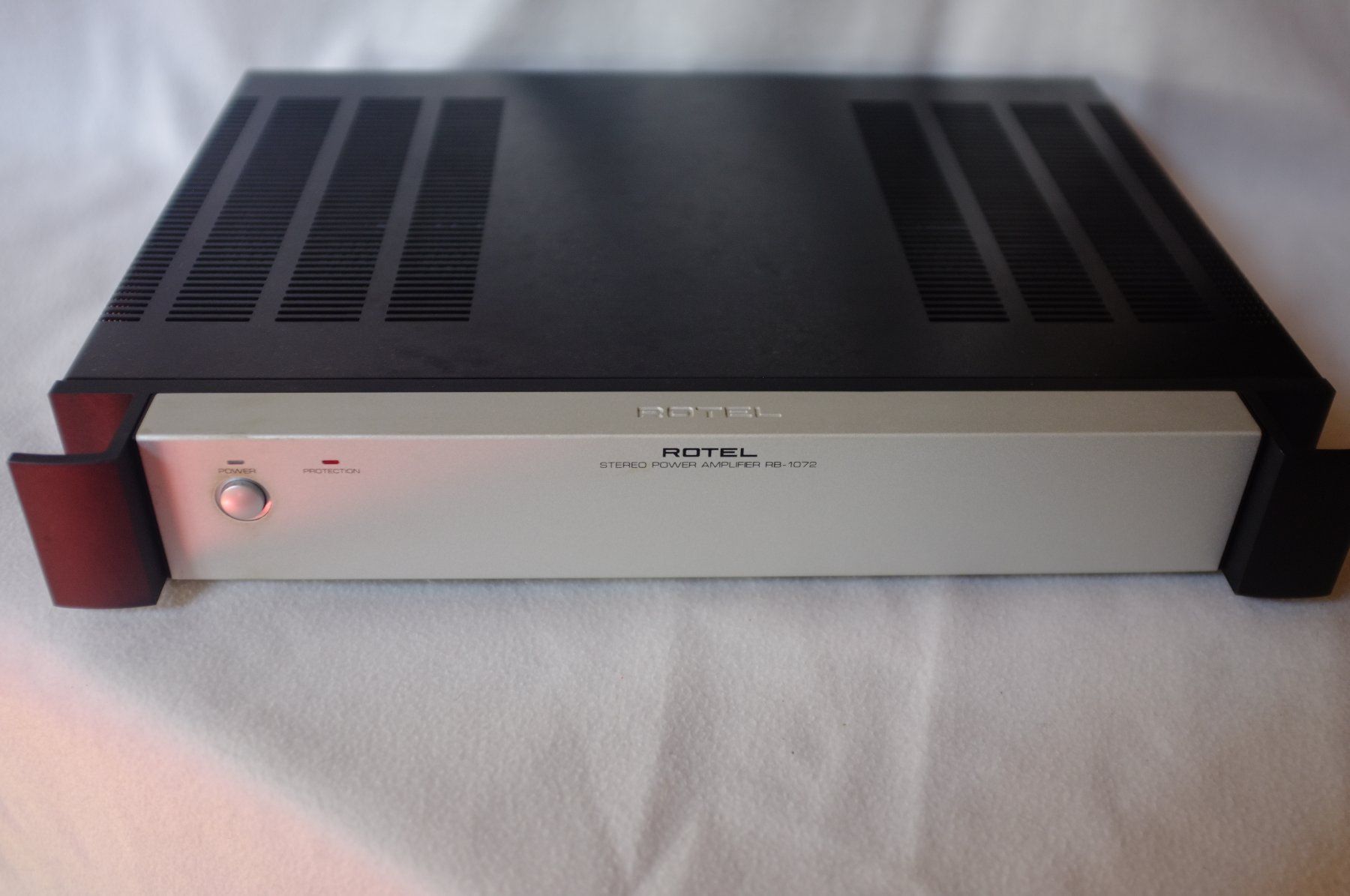 Rotel Amplificatori: Rotel RTB1072 klasse D Stereo Endstufe – Usato da Ennenda venduto da HOLMEX