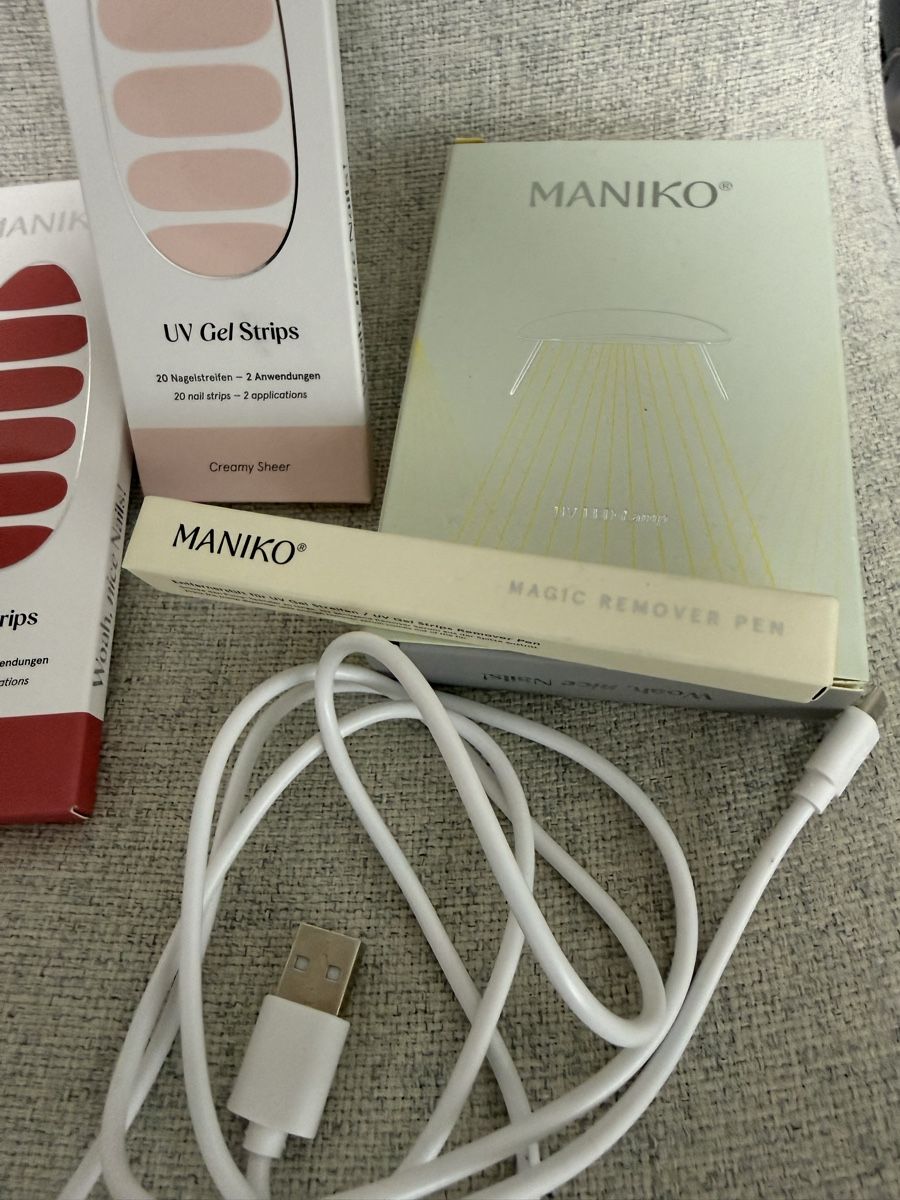 Maniko Smalto per unghie: Maniko Nails Set  – Usato da Bülach venduto da Murphy6 2