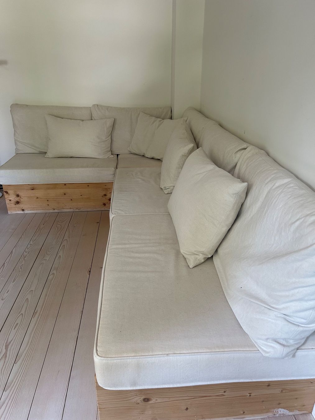 Sofas: Sofa , Liegesofa – D'occasion à Wila par arl_5fm9 4
