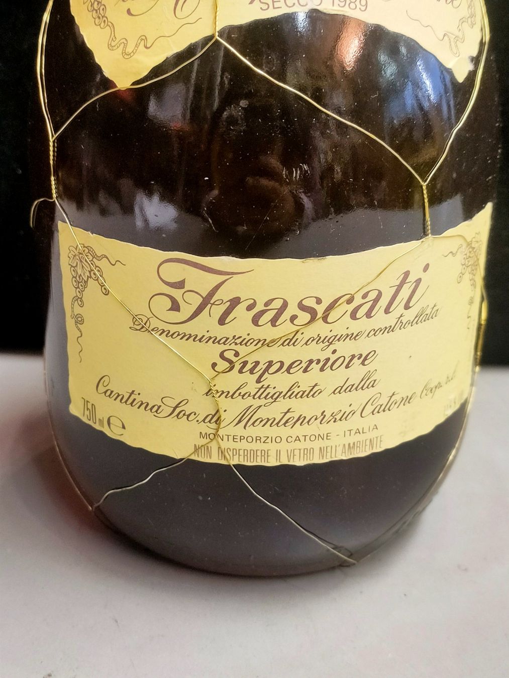 Bevande alcoliche: FRASCATI SUPERIORE – Nuovo (secondo la descrizione) da Genève venduto da Leboucheoreilles 5