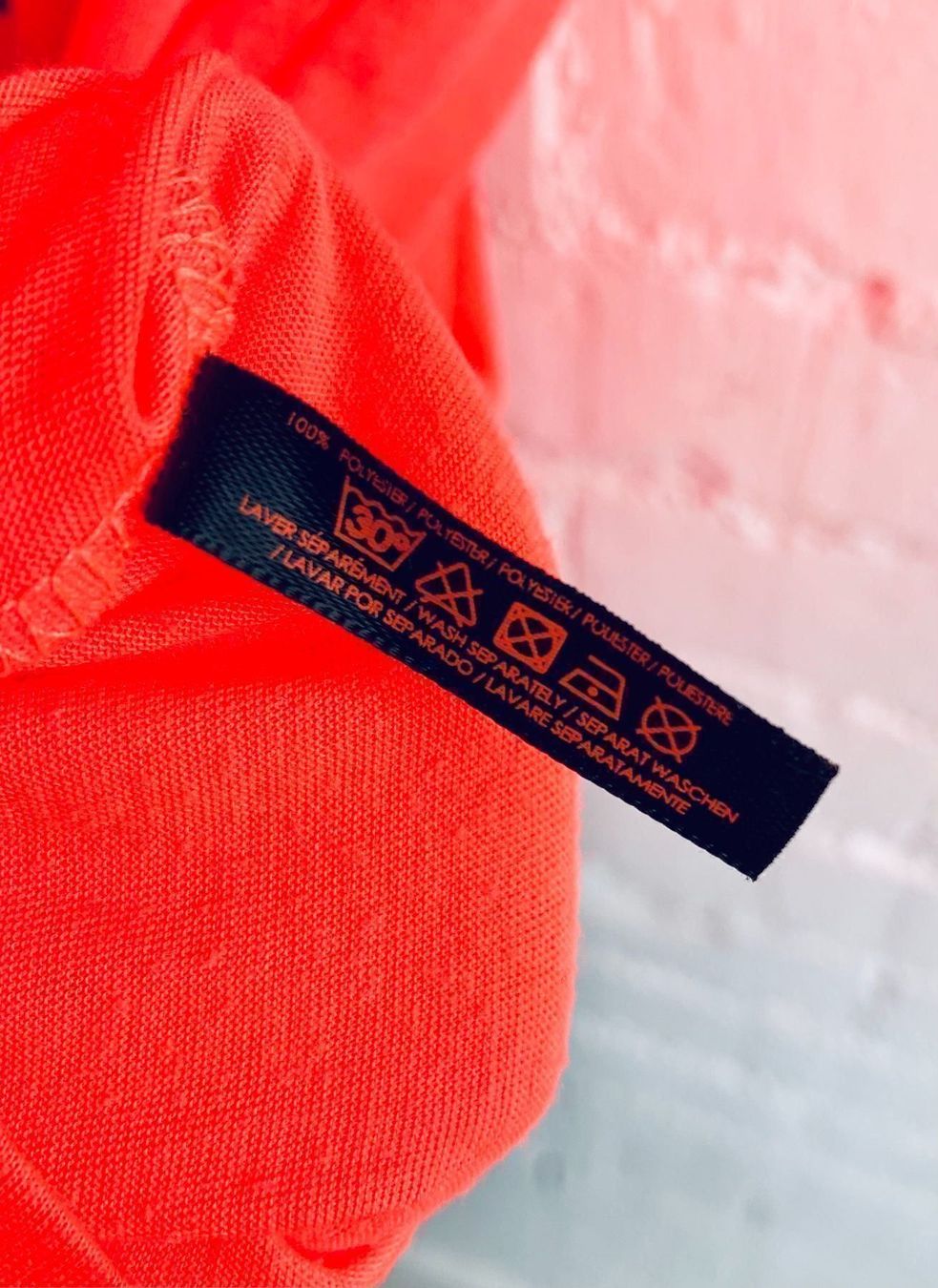 Top: Neon Orange-Pinkes Top mit Print – Usato da Bern venduto da Fraeuleinhonig 3