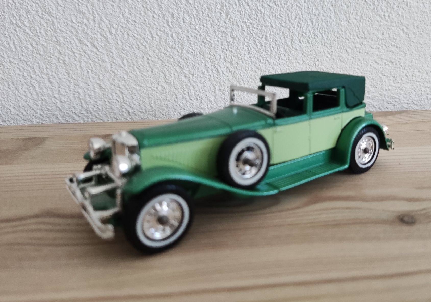 Matchbox Modellini d'auto: MATCHBOX  DUESENBERG TOWN CAR – Usato da Chur venduto da Nisami