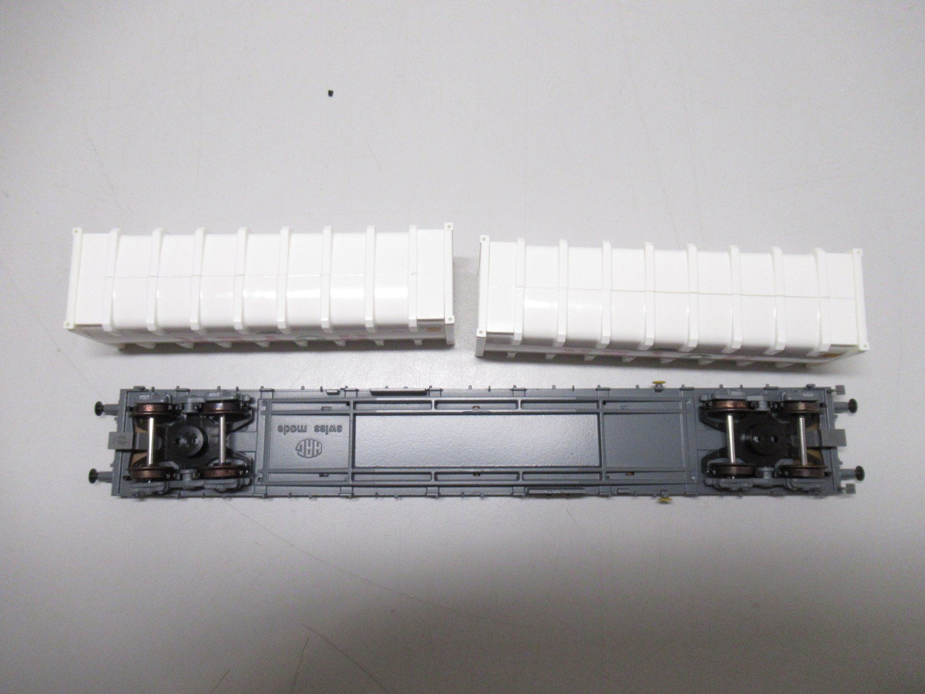 Hag Modellini di ferrovie: HAG 357 SBB CFF FFS Flachwagen mit Hoyer Container Ladung – Usato da Basel venduto da mhmarken 5
