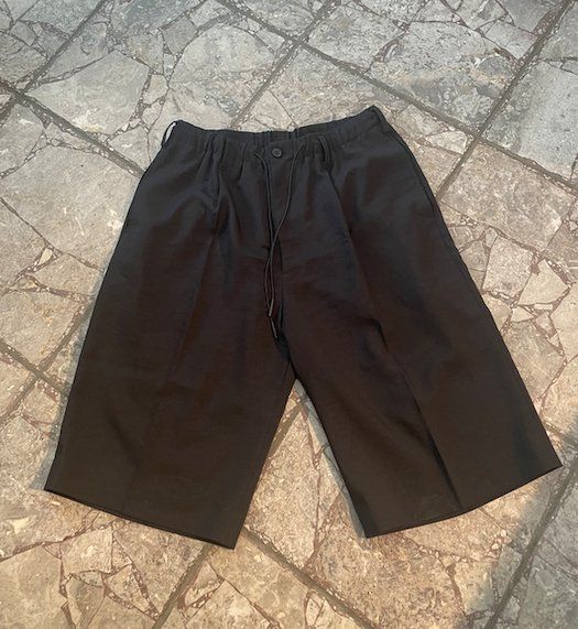 Y-3 Pantaloni: Designer Männer Shorts Y-3, gr. M – Usato da Zürich venduto da fashion_queen_zueri