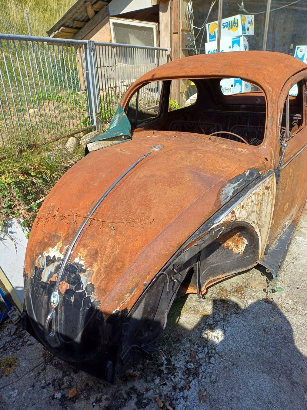VW Automobili: Vw Käfer De Luxe Chassie – Difettoso da Sempach Station venduto da Sachs77 1