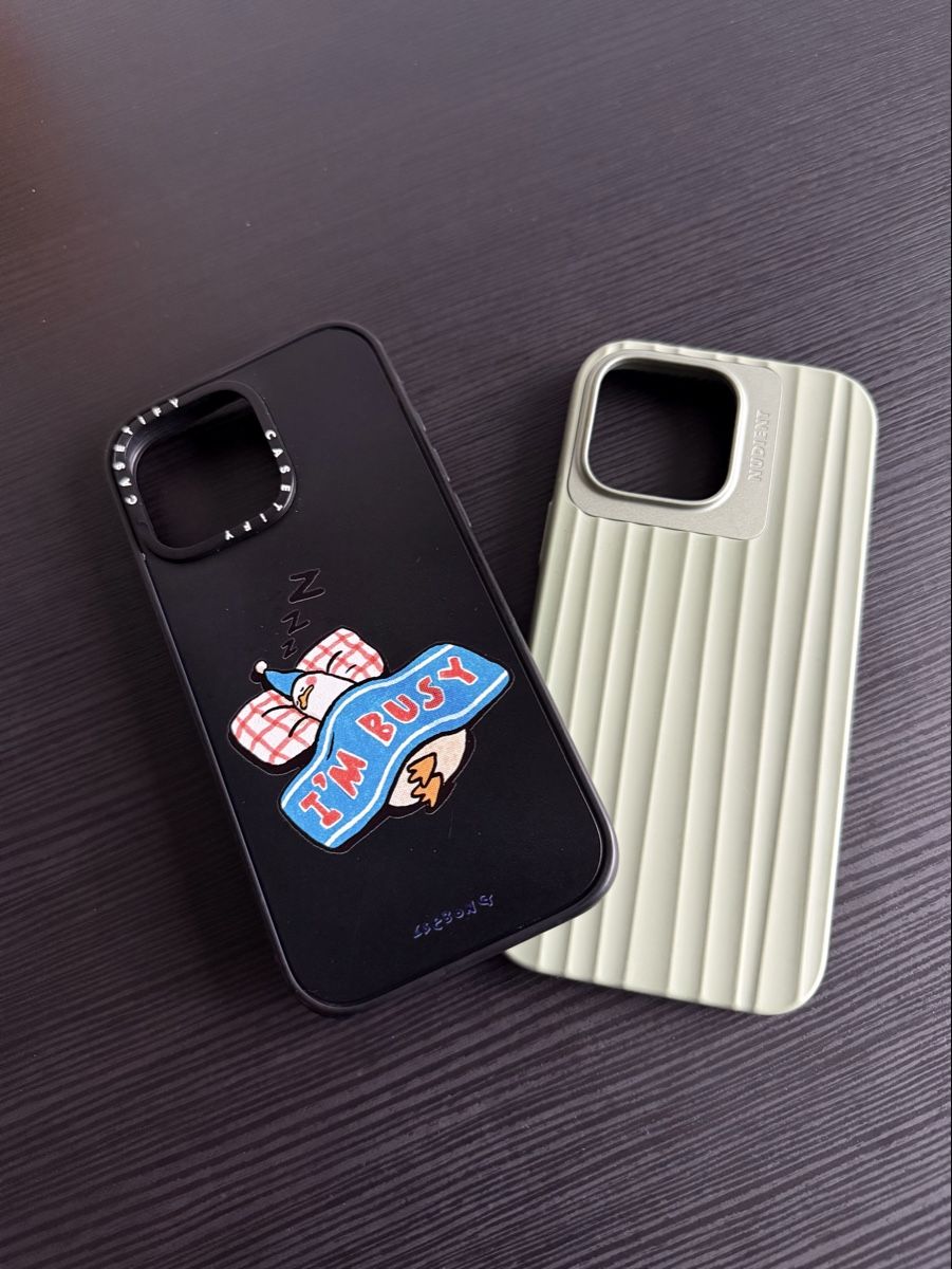 Coques & Protection écran: iPhone 16 Pro Max Cases Casetify NUDINT – D'occasion à Winterthur par mar_9rdx