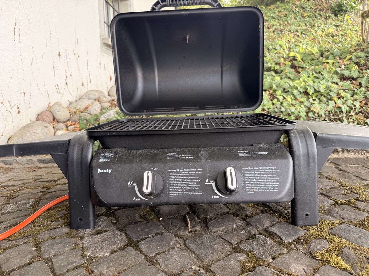 Griglie: Gasgrill Justy – Usato da Jona venduto da M.Straessle