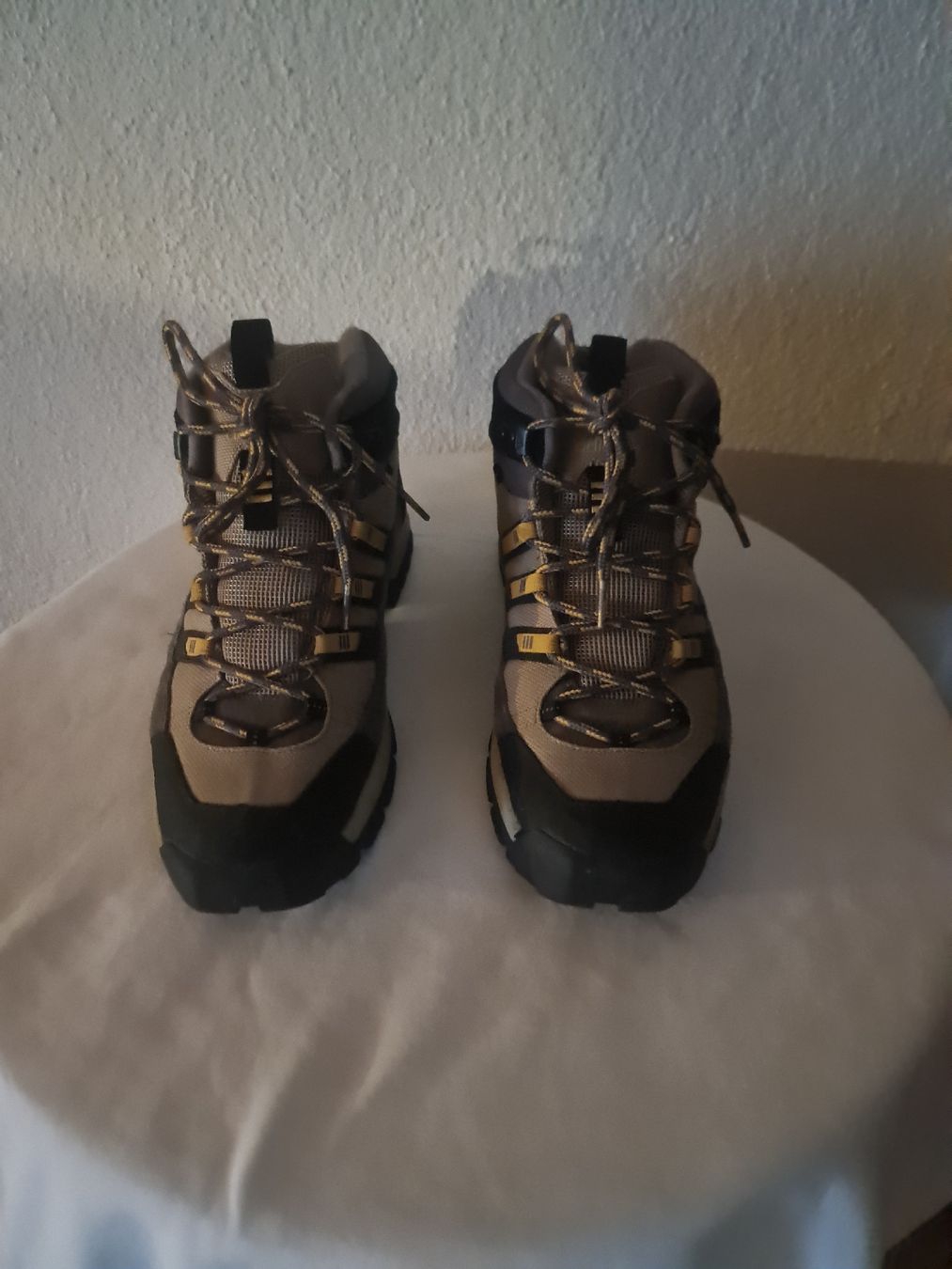 Adidas Scarpe da uomo: adidas wanderschuhe – Usato da triengen venduto da fad_g29d 1