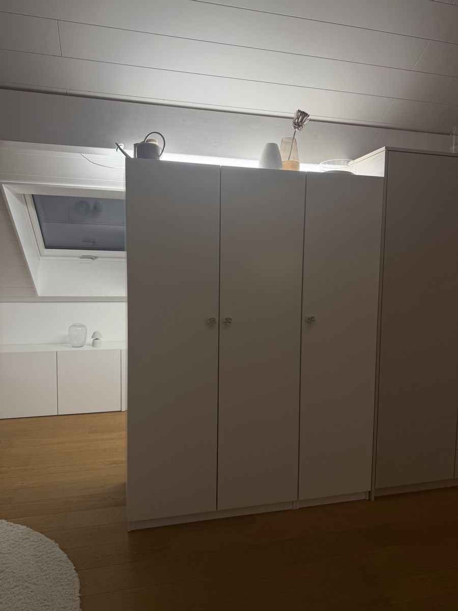 Armadi: Kleiderschrank weiss – Usato da Wölflinswil venduto da Jqnq 1