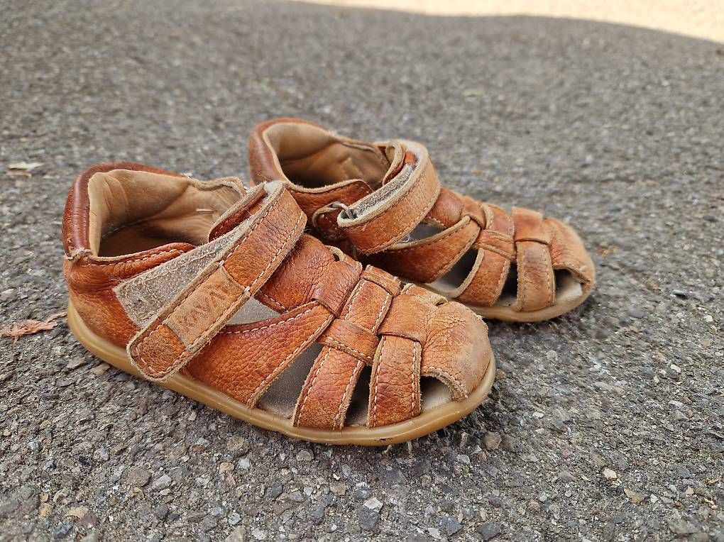 Scarpe per ragazzi: Kavat Sandalen Leder 25/26 – Usato da Rutschwil venduto da tho_9lxq 2