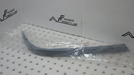 Peugeot 406 D9 Limousine Blende Heckleuchte links 634737