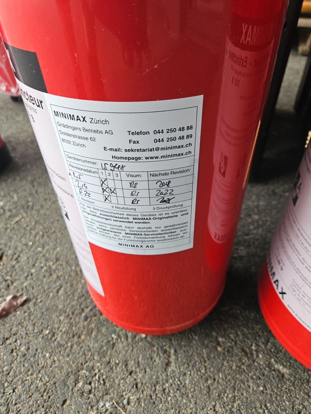Estintori: Feuerlöscher Minimax 9kg 3 Stk. – Usato da Meilen venduto da Alain03 1