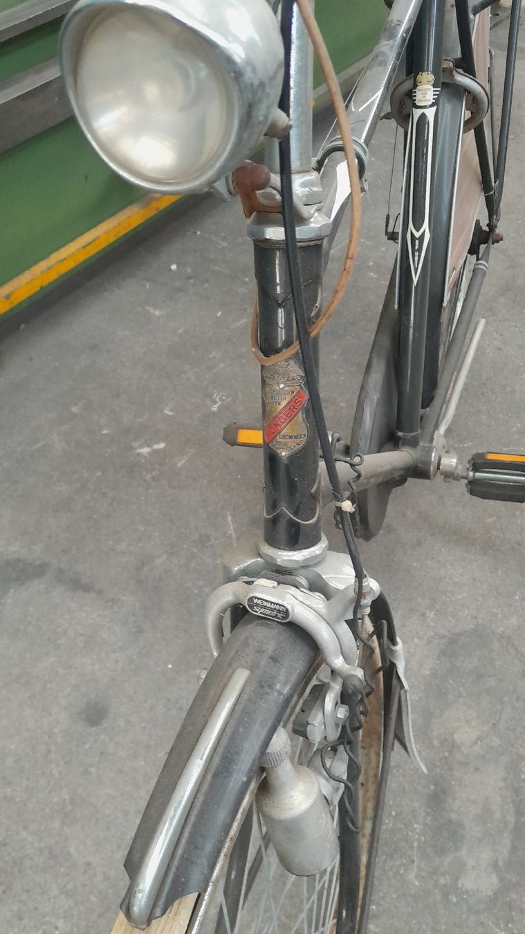 Velos: Alte Fahrräder – Defekt aus Zofingen von Lux6 3