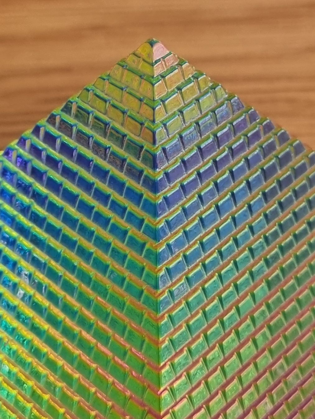 Toutes les décorations: Crystal Pyramids – D'occasion à Eschenbach SG par Ma69st 1