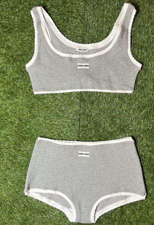 Miu Miu set