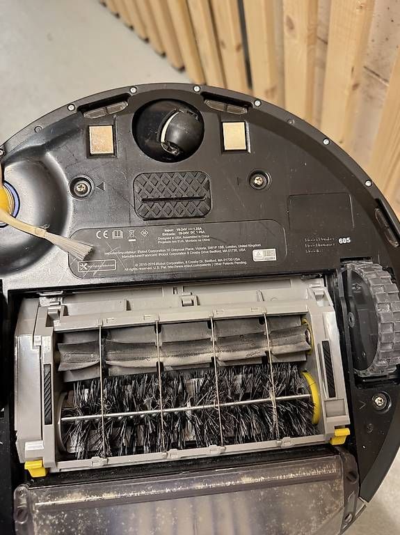 Aspirapolveri & Accessori: iRobot Roomba 605 – Usato da Meggen venduto da hun_p282 1