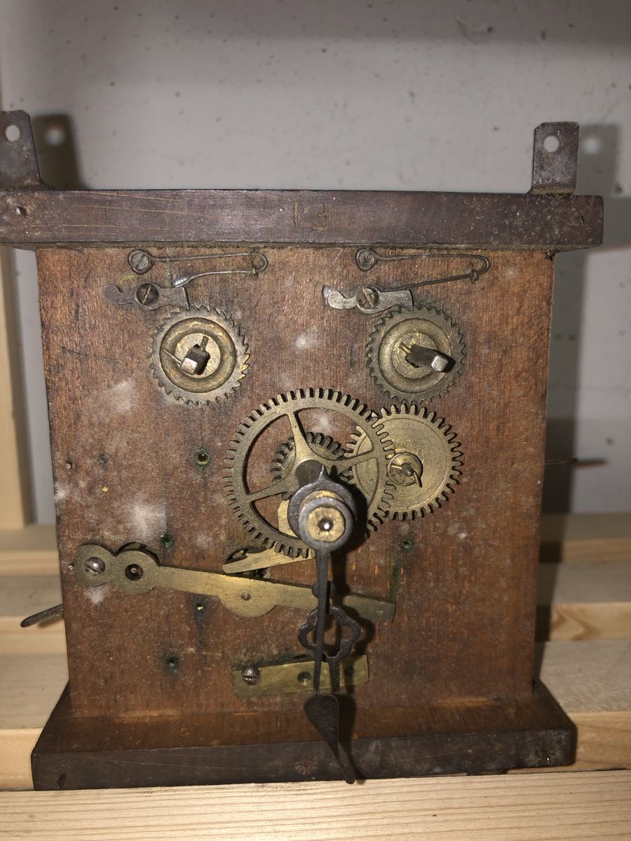 Orologi: uhrwerk – Usato da Oberbipp venduto da uweu01