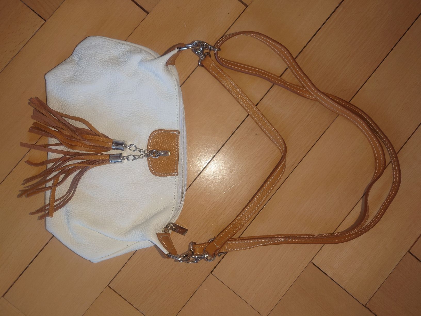 Borse da donna: LEDER TASCHE FRANSEN -NEU – Nuovo (secondo la descrizione) da Baden venduto da agora_newgeneration 1