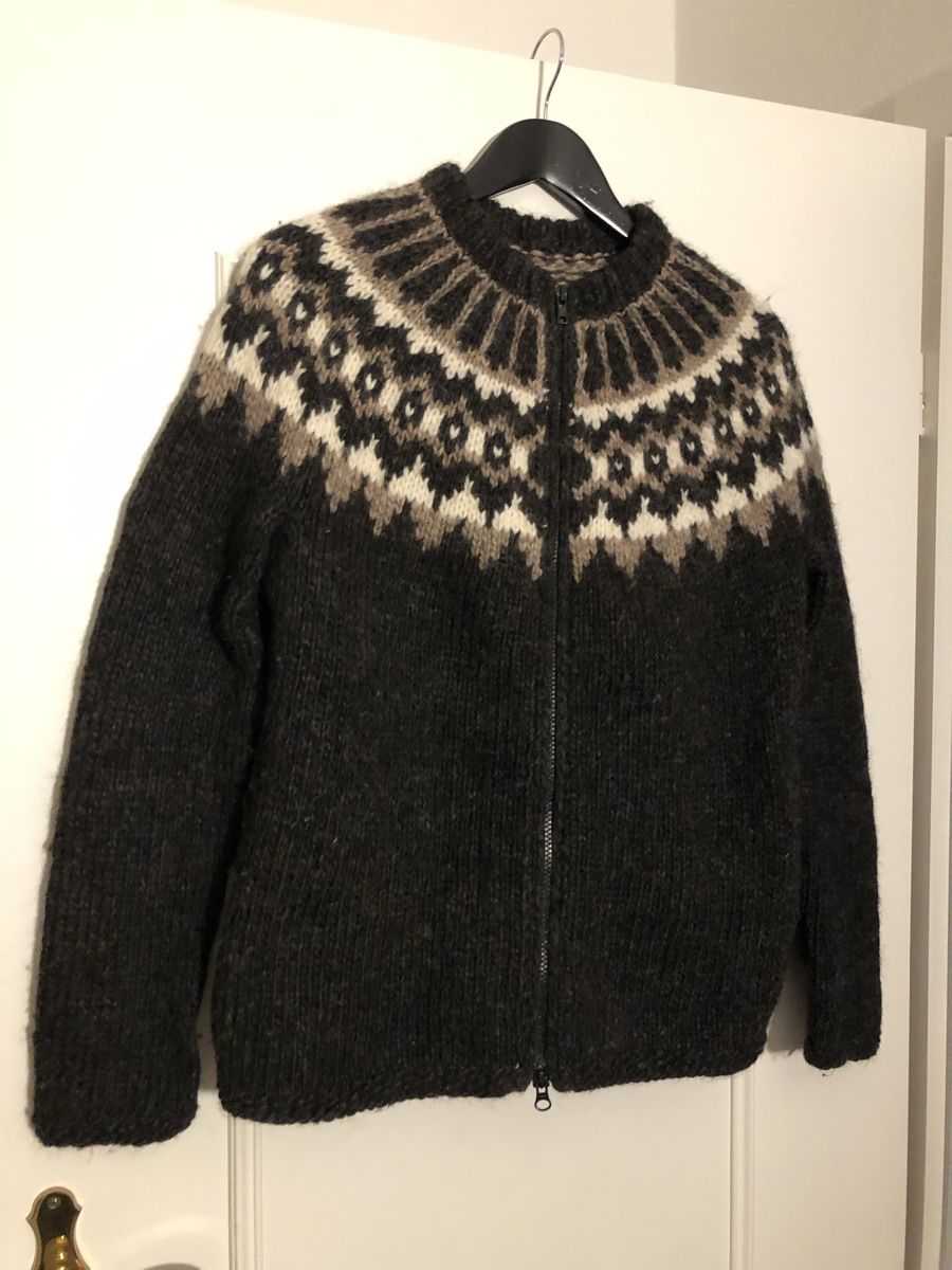 Giacche: Originaler isländischer Pullover mit Reissverschluss – Usato da Basel venduto da Kalleskaviar