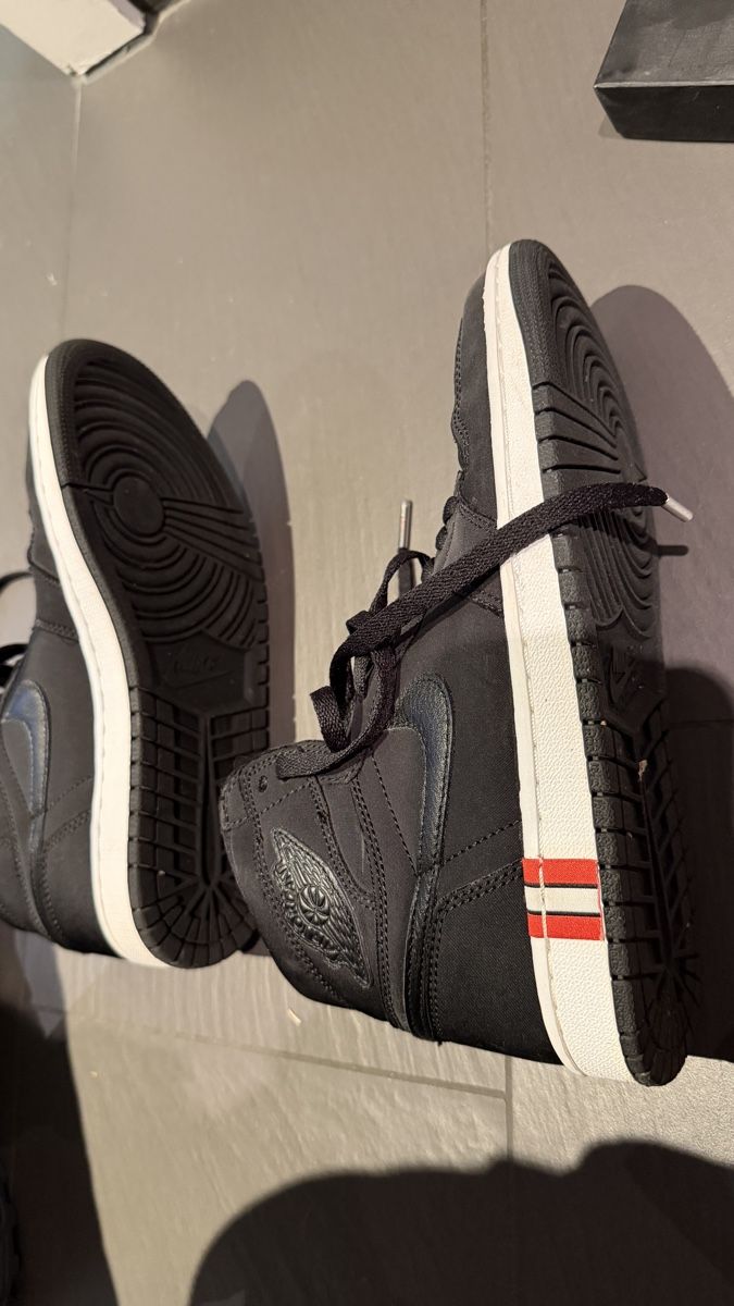 Jordan Scarpe da uomo: Jordan 1 Retro Hi OG BCFC – Nuovo (secondo la descrizione) da Zollikerberg venduto da Tscheitii 5