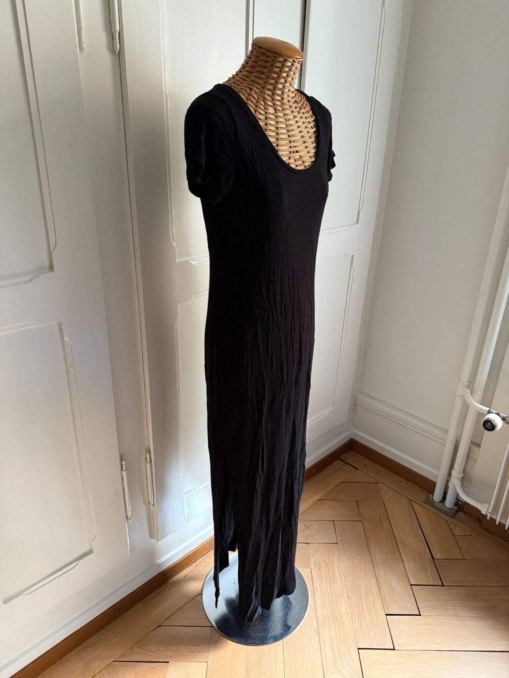 H&M Vestiti: Jerseykleid schwarz S – Usato da Zürich venduto da Diazaio 2