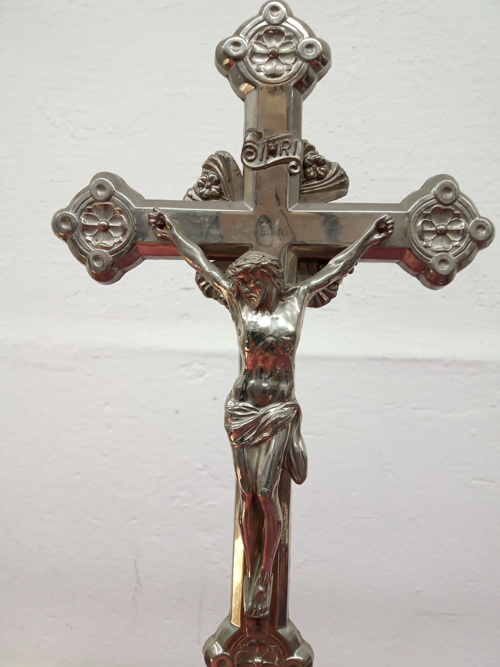 Figuren: Antike Kruzifix Jesus Standkreuz – Gebraucht aus Zürich von edi_c2m6 8